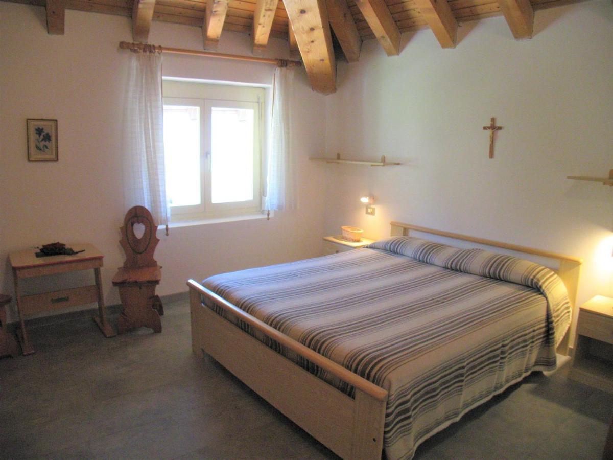 Casa Emilio Apartment Val Maria-Pur Bagian luar foto